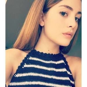 Meet your Posher, Valentina